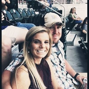 Meet your Posher, Lesley